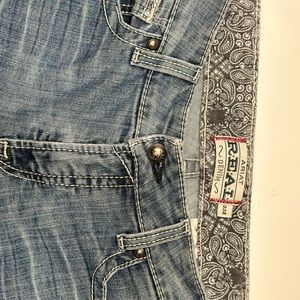 Women’s Ariat Jeans 33 regular